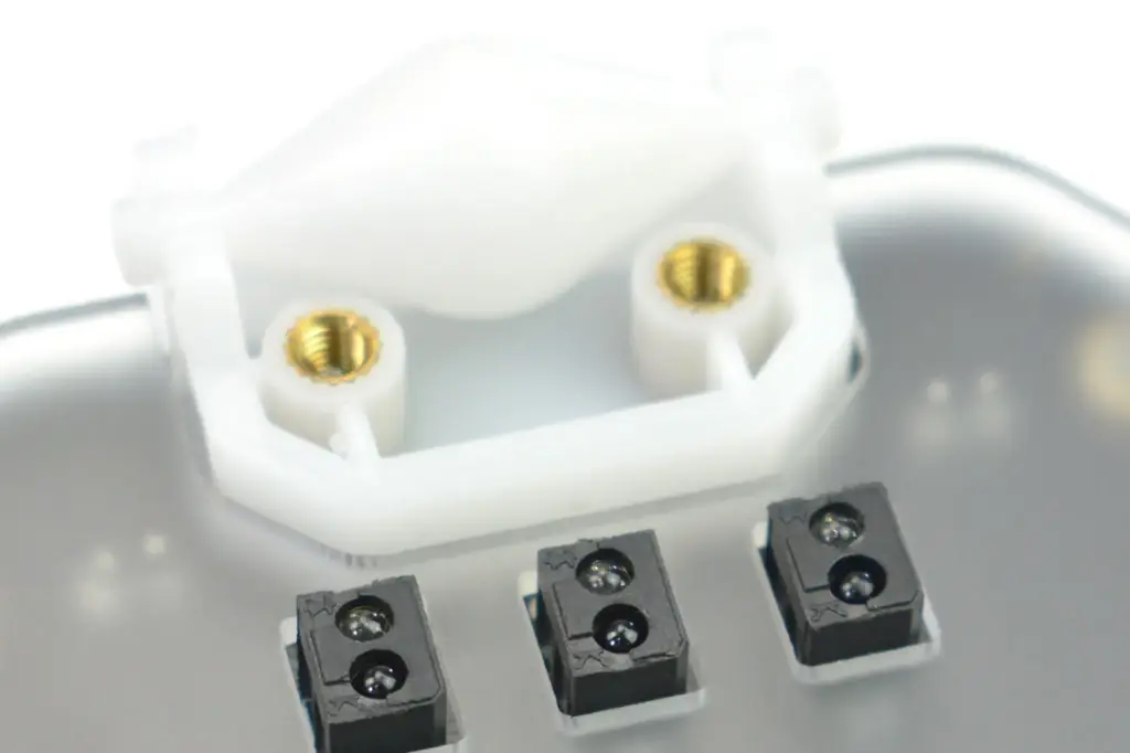 MBT0021-EN_Maqueen Plus V2_Detail_07.webp