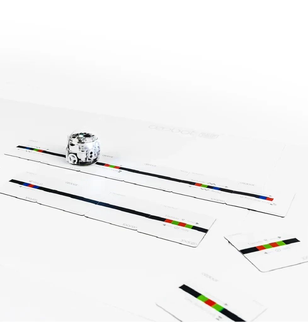 Ozobot-Kleurcode-Magneten-Speciale-Moves-Set-demo1-RATO-education.webp